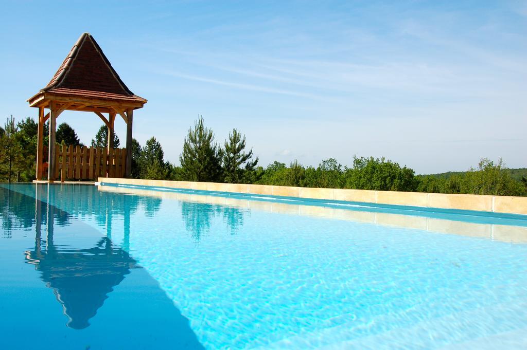 Bed and Breakfast Le Lion D'Or En Perigord Mauzac-et-Grand-Castang Exterior foto